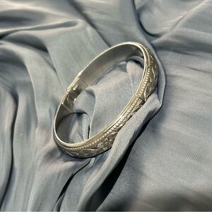 Elegant Silver Bangle Bracelet